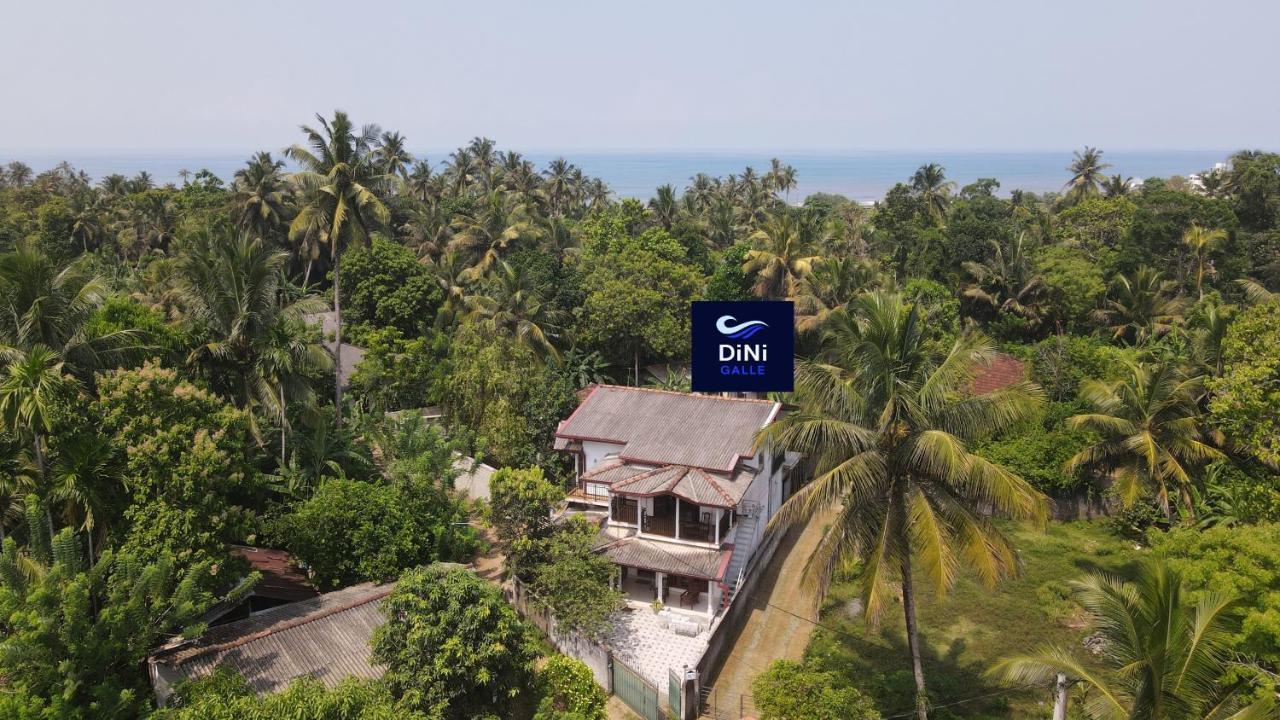 Dini Galle Exteriér fotografie